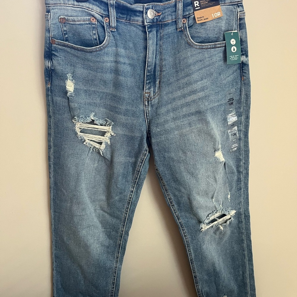 Aeropostale Distressed Light Blue Jeans